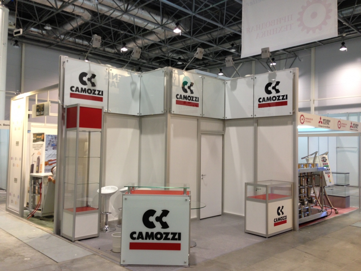 Camozzi - изготовление выставочных стендов в Самаре и Новосибирске