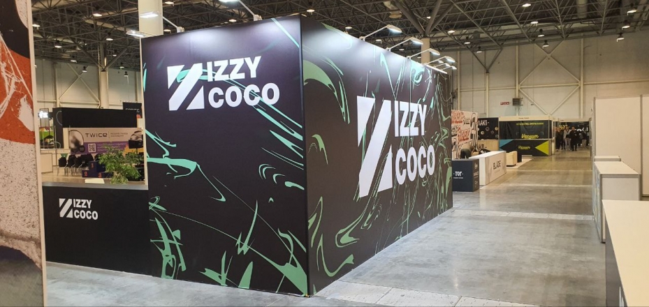 IZZY COCO - изготовление выставочных стендов в Самаре и Новосибирске